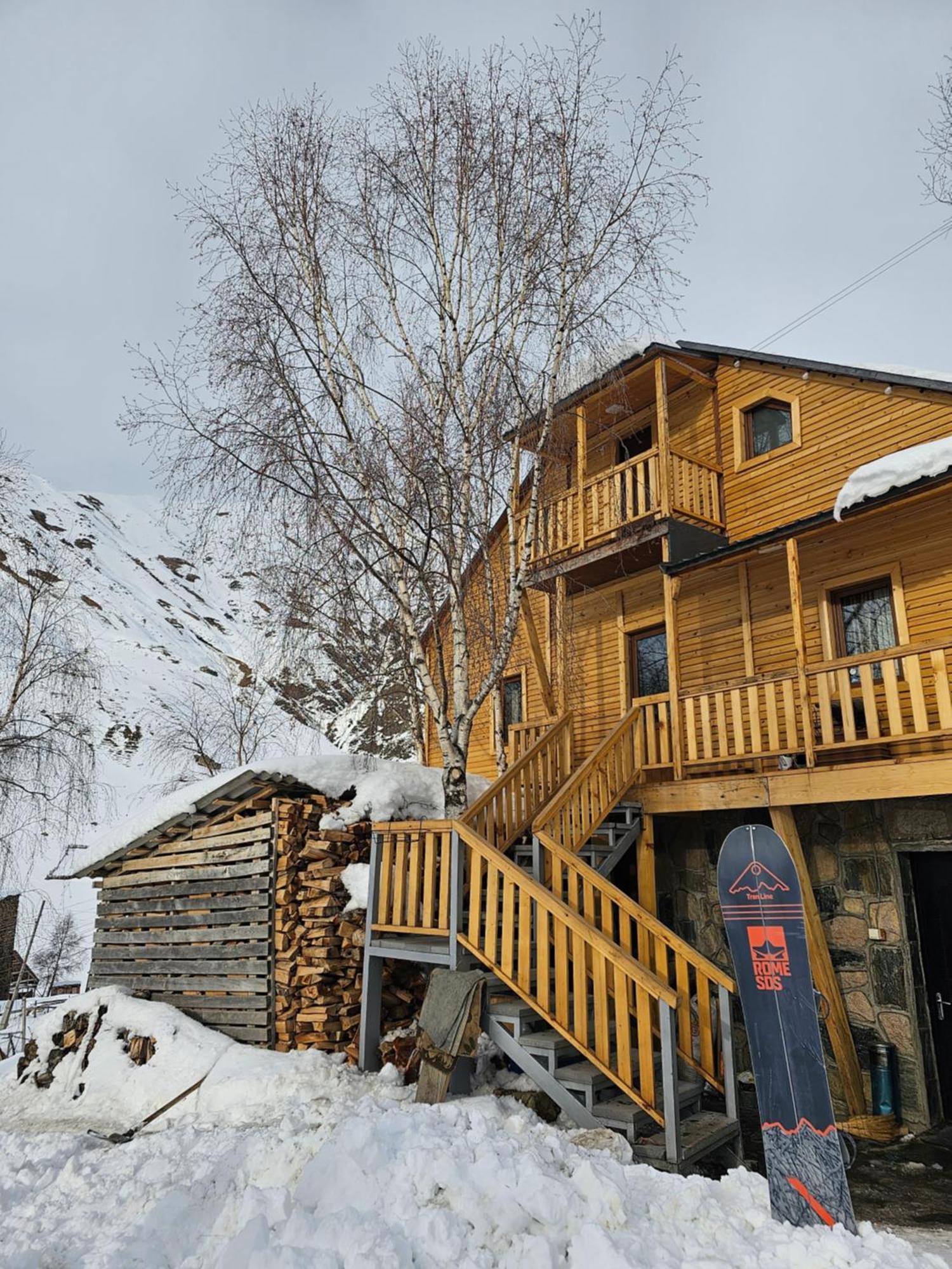 Guesthouse Ushguli Maspindzeli Exterior photo